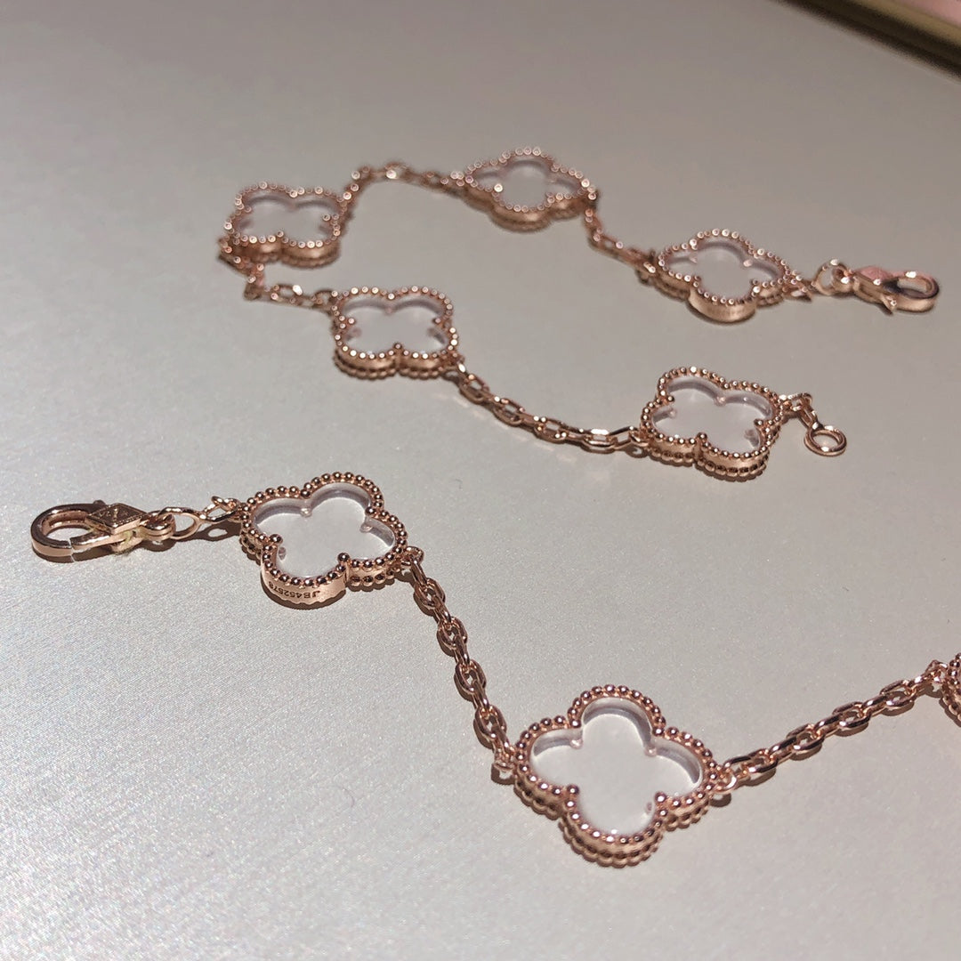 [Eternal Jewelry]CLOVER 5 MOTIF ROCK CRYSTAL BRACELET