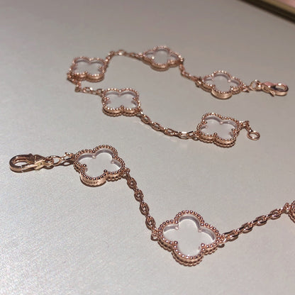 [Eternal Jewelry]CLOVER 5 MOTIF ROCK CRYSTAL BRACELET