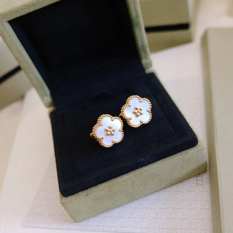 [Eternal Jewelry]LUCKY WHITE MOP EARRINGS