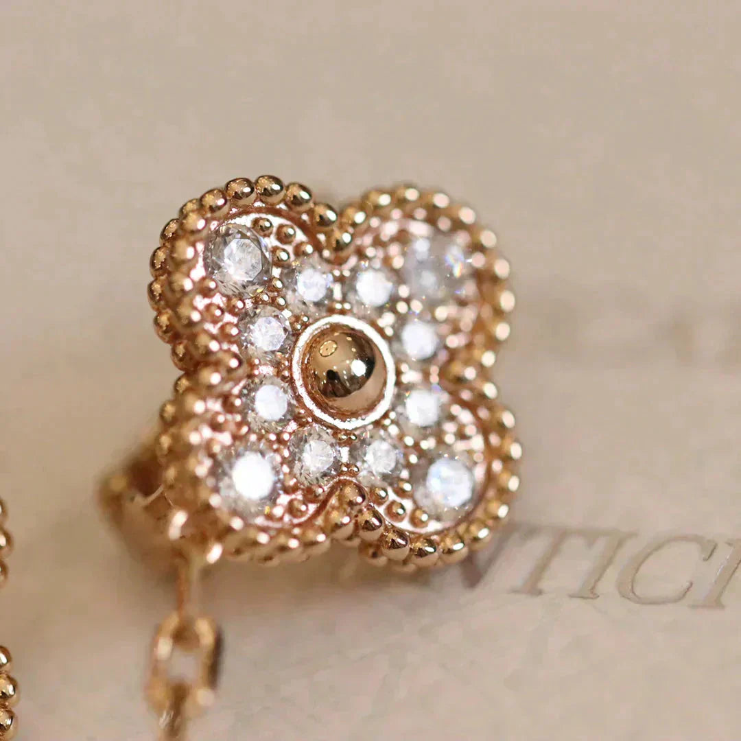 [Eternal Jewelry]CLOVER MEDIUM 1 MOTIFS FUll DIAMOND EARRINGS