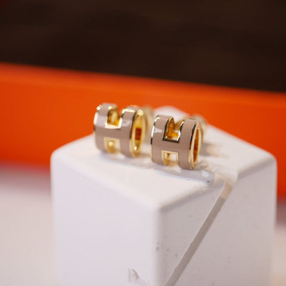 [Eternal Jewelry]MINI POP H GOLD EARRINGS GREY