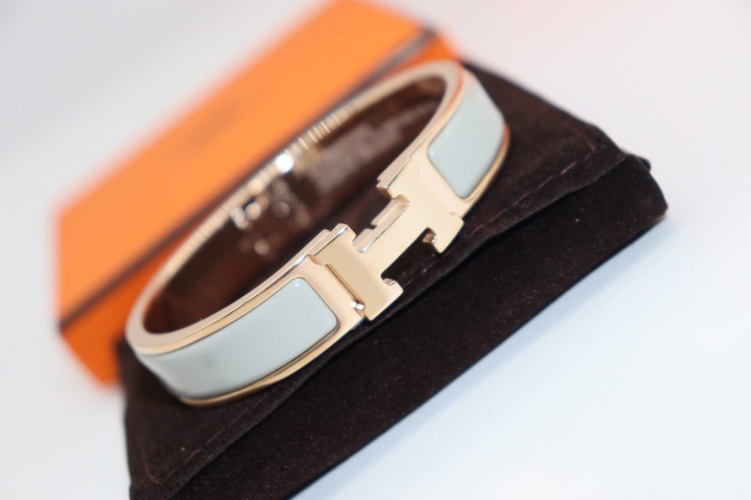 [Eternal Jewelry]H LIGHT BLUE BRACELET