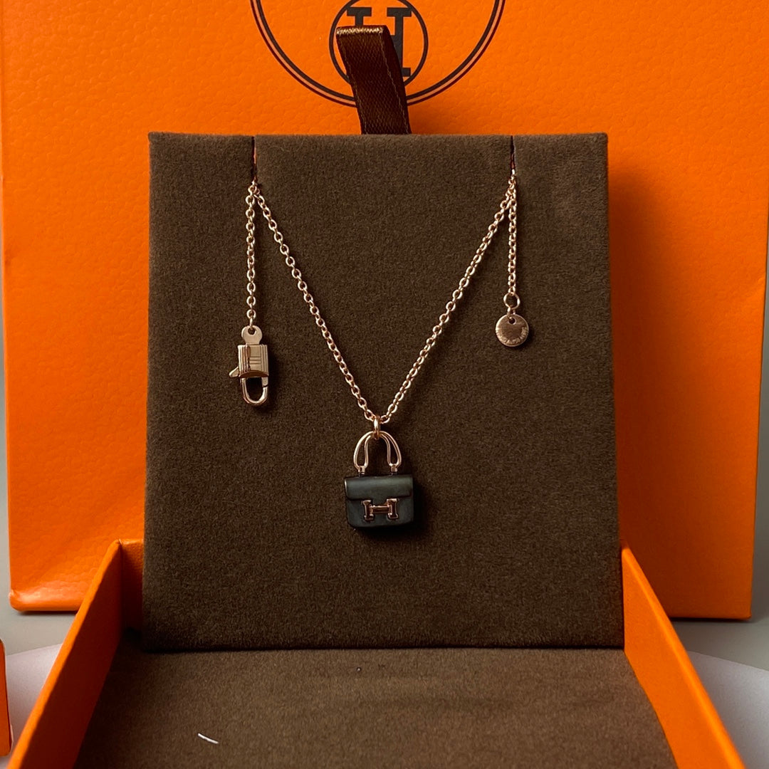 [Eternal Jewelry]CONSTANCE BLACK PEDANT PINK GOLD NECKLACE