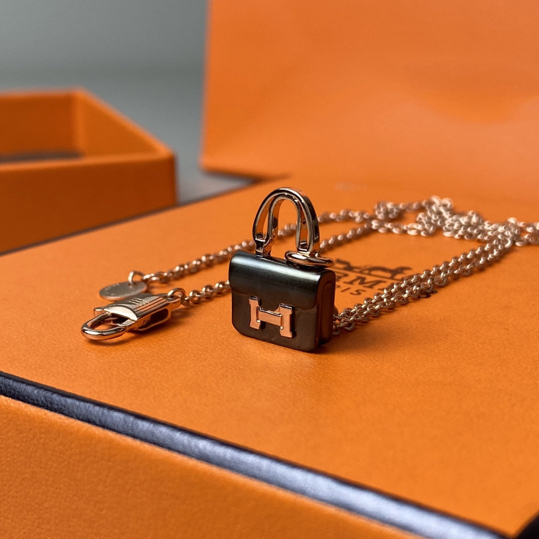 [Eternal Jewelry]CONSTANCE BLACK PEDANT PINK GOLD NECKLACE