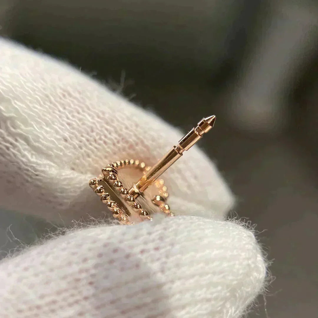 [エターナルジュエリー]ハートカーネリアンスタッドピアス