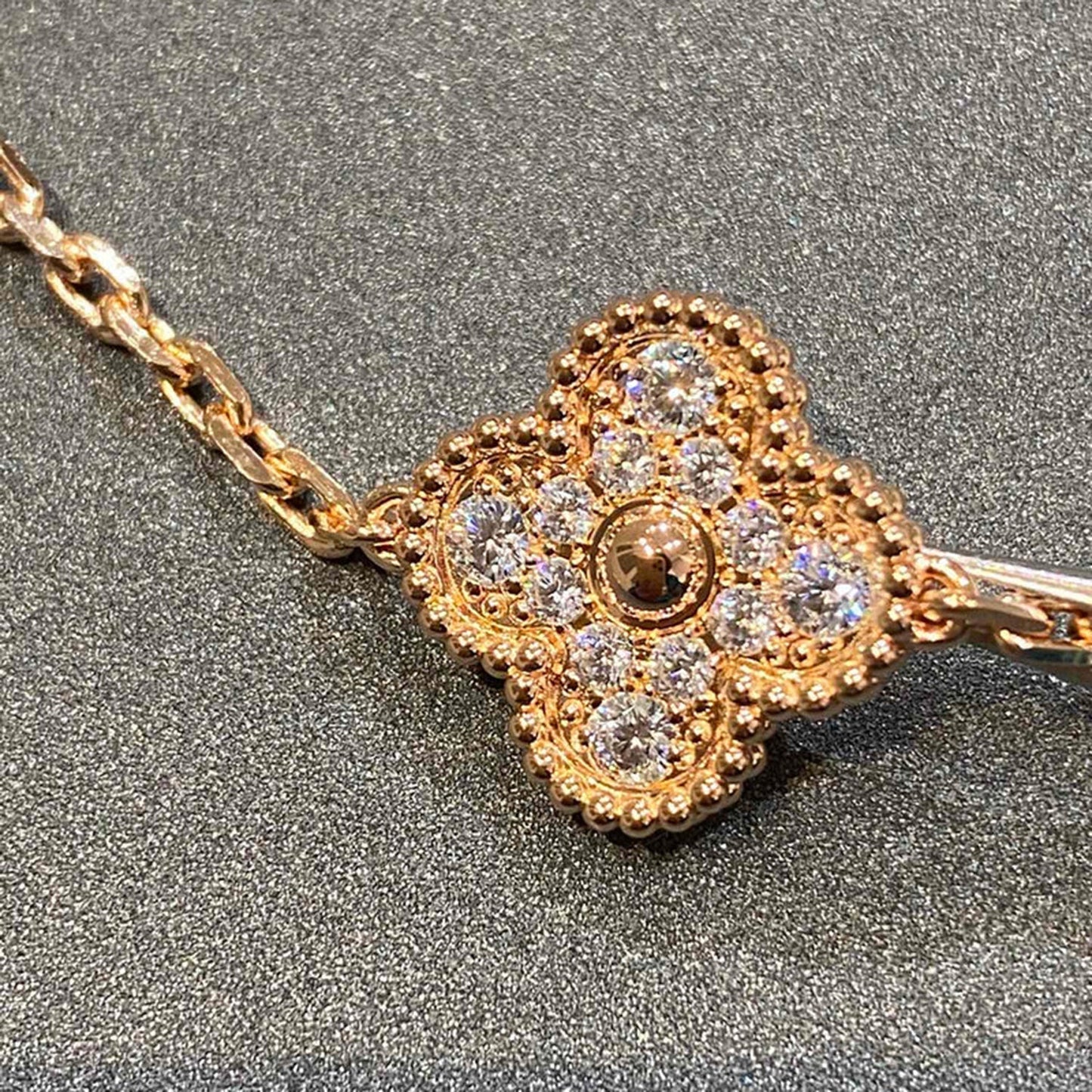[Eternal Jewelry] CLOVER 5 MOTIF FULL DIAMOND BRACELET COLLECTION