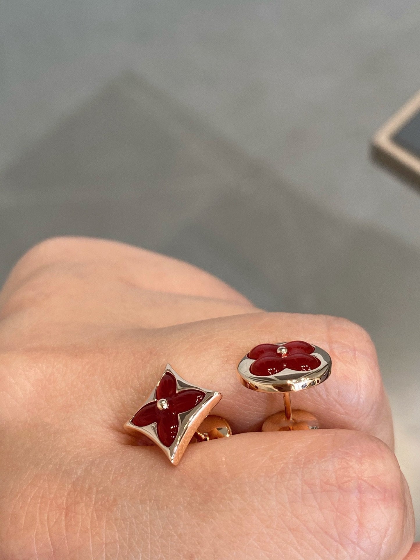 [Eternal Jewelry]STAR AND SUN PINK GOLD CARNELIAN STUD EARRINGS