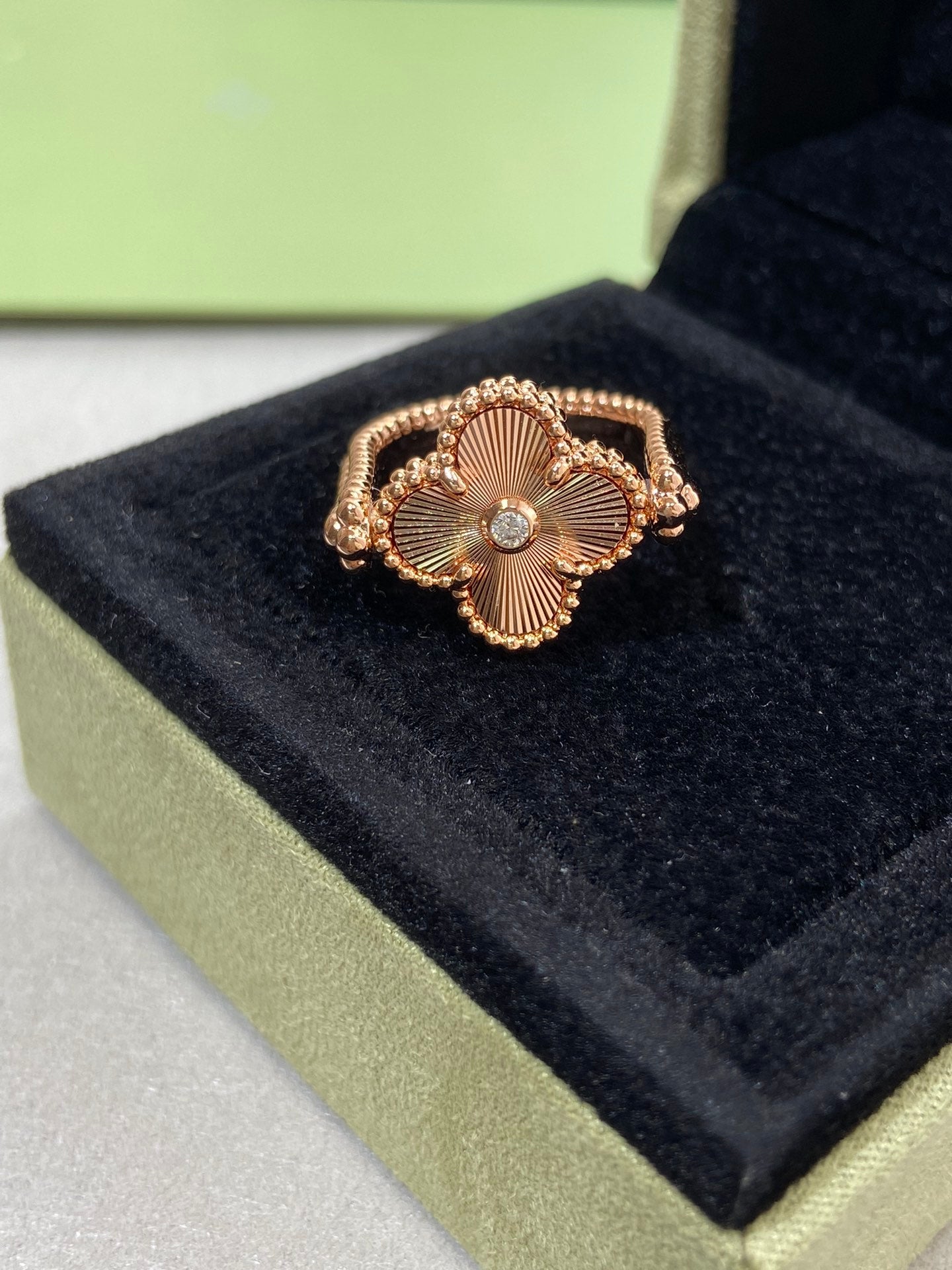 [Eternal Jewelry]CLOVER RIVERSIBLE PINK GOLD RING