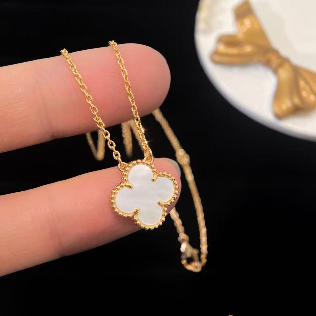 [Eternal Jewelry]CLOVER MINI 15MM WHITE MOTHER-OF-PEARL NECKLACE