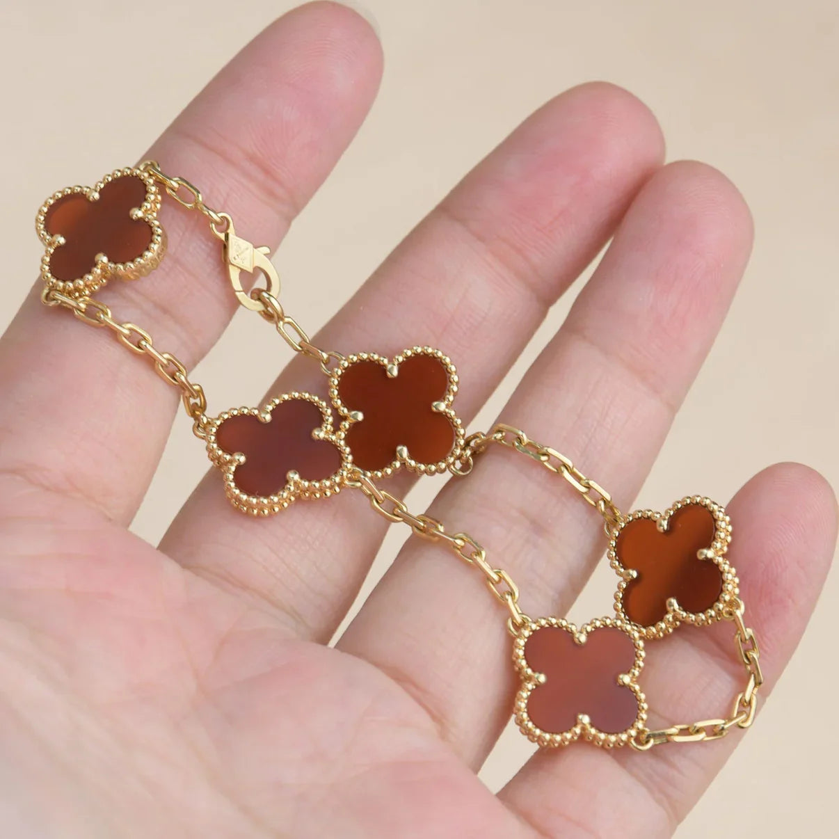 [Eternal Jewelry] CLOVER 5 MOTIF RED CORNELIAN BRACELET COLLECTION