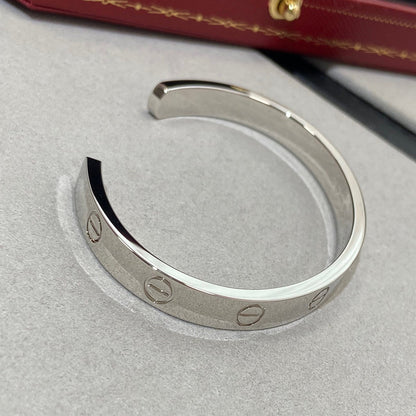 [エターナルジュエリー] LOVE ブレスレット 6.1MM 1 ダイヤモンド オープンカフ