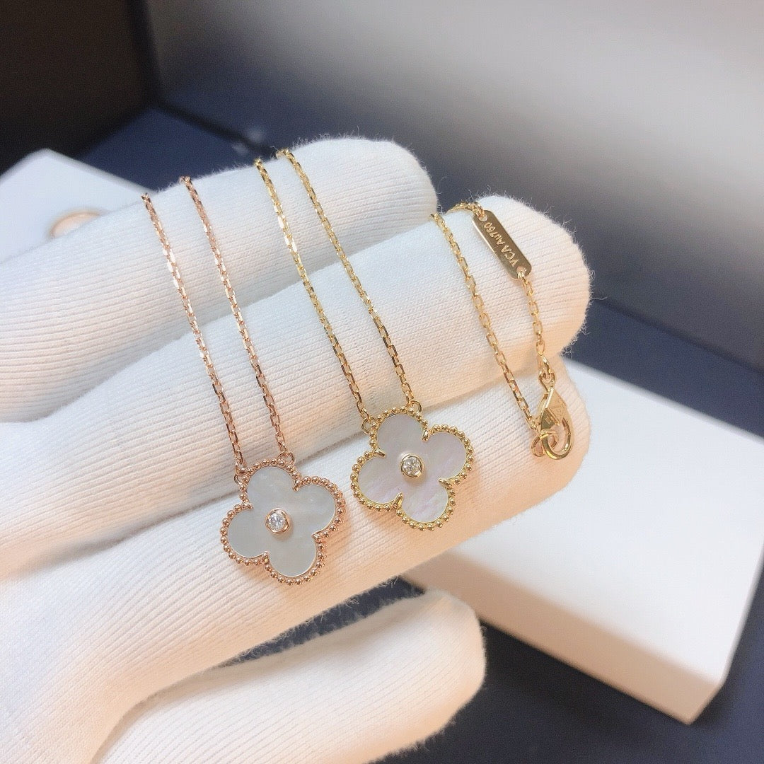 [Eternal Jewelry]CLOVER 15MM DIAMOND WHITE FRITILLARIA NECKLACE