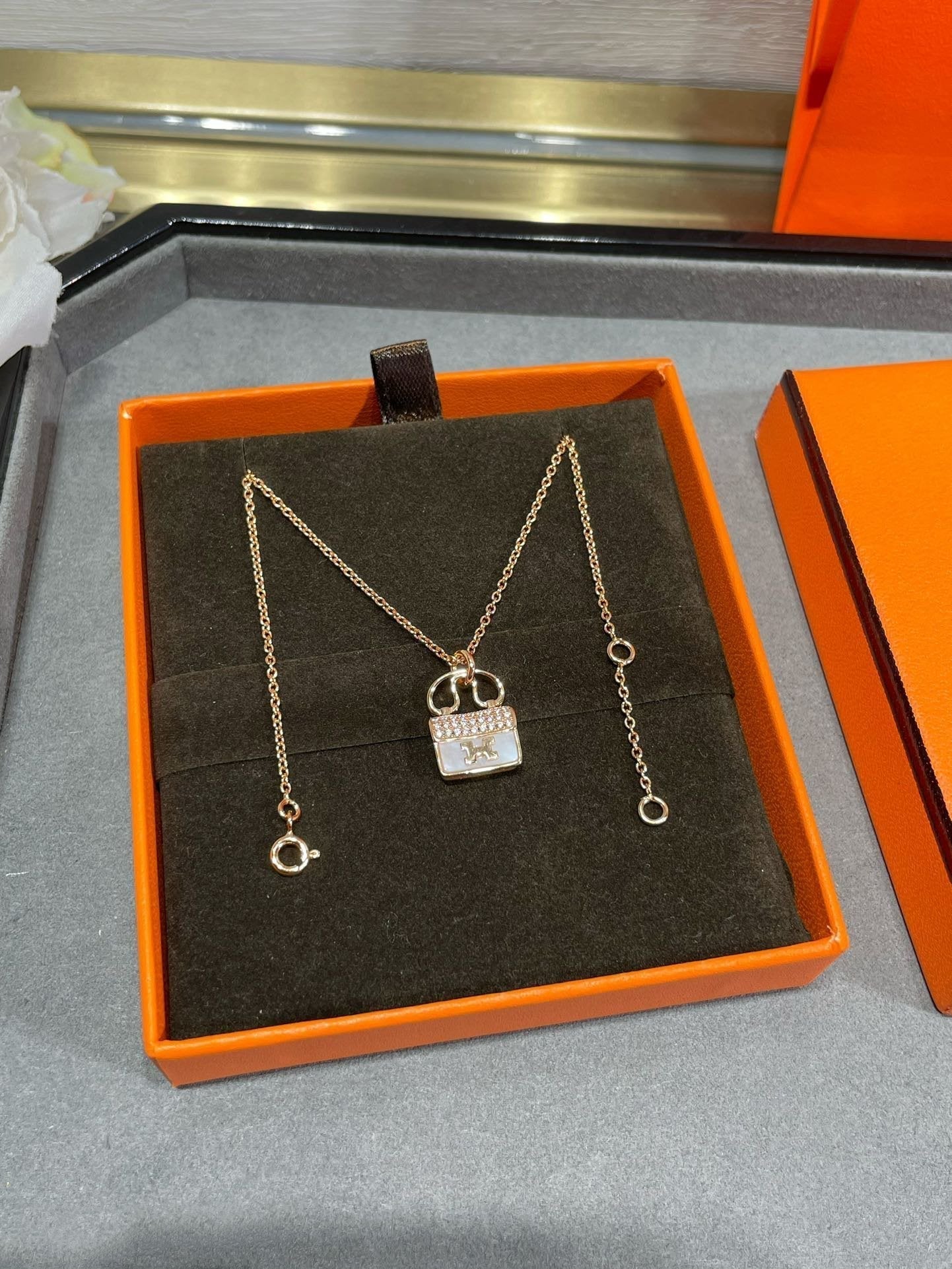 [Eternal Jewelry]H CIRCE MOISSANITE PENDANT NECKLACE GOLD