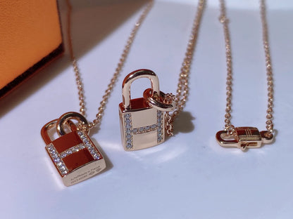 [Eternal Jewelry]HM ADVANCED NICHE LOCK HEAD NECKLACE DIAMONDS