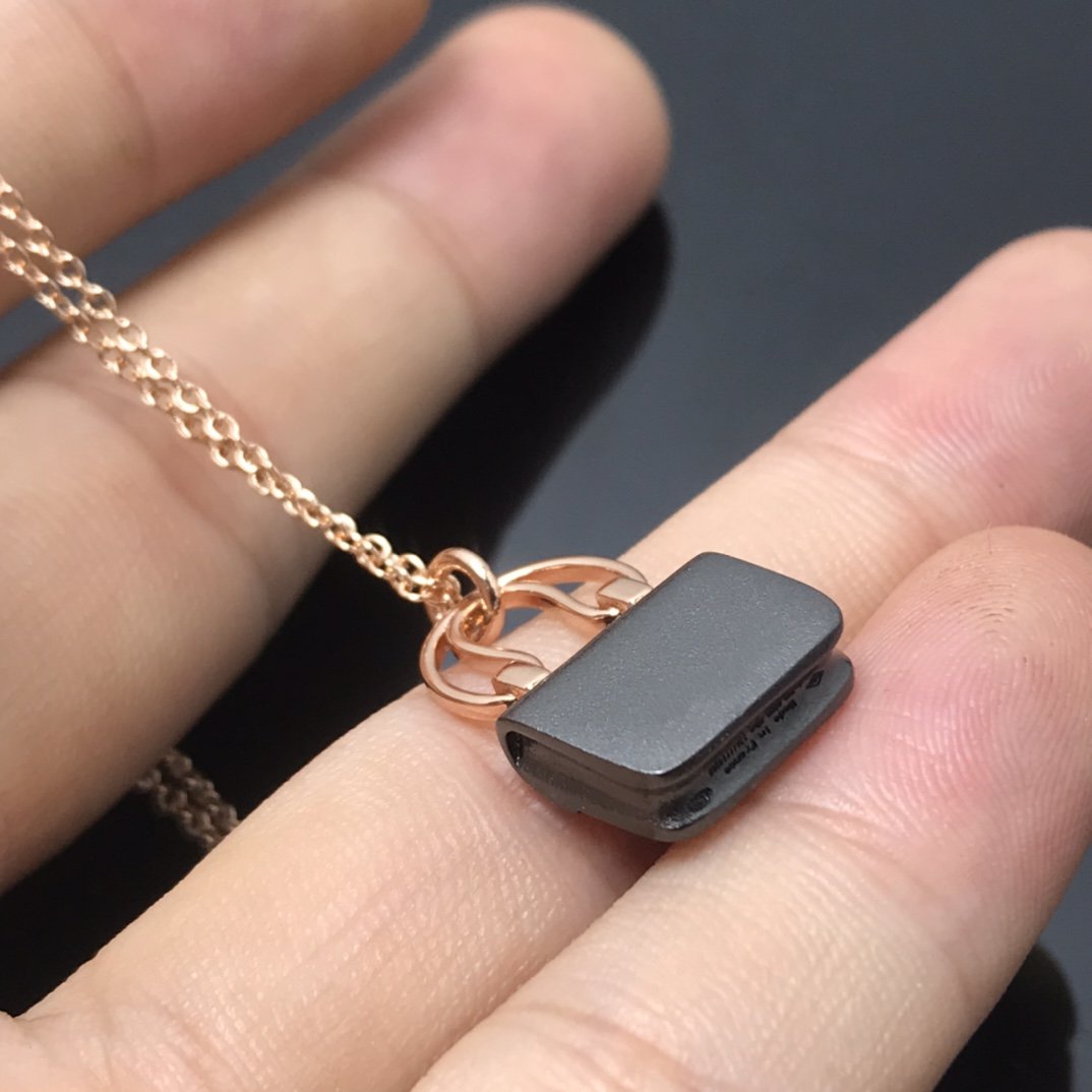 [Eternal Jewelry]WOMEN'S HM AMULETTES CONSTANCE PENDANT NECKLACE