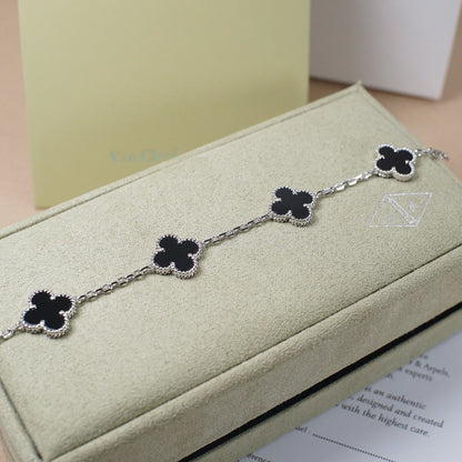 [Eternal Jewelry] CLOVER 5 MOTIF ONYXS BRACELET COLLECTION