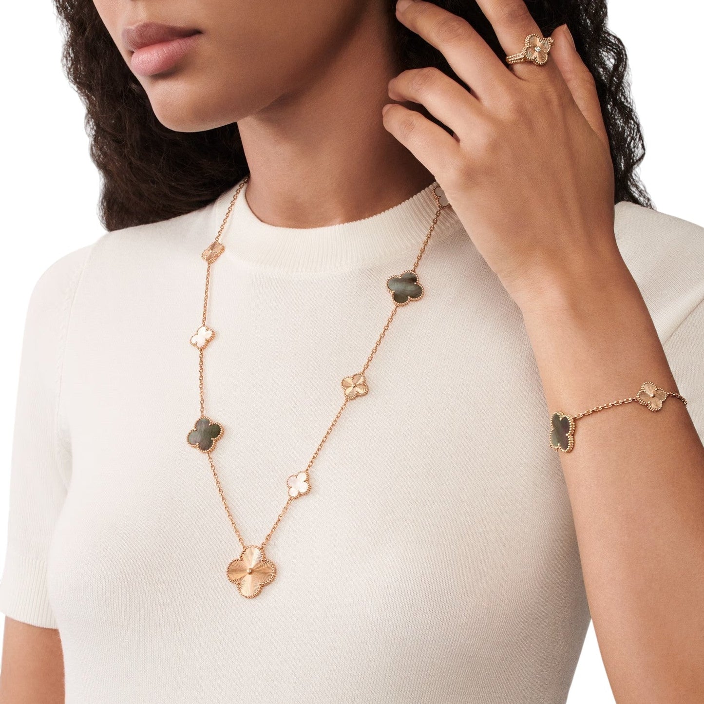 [Eternal Jewelry]DETACHABLE CLOVER 15(11+4) FLOWER ROSE GOLD NECKLACE SET
