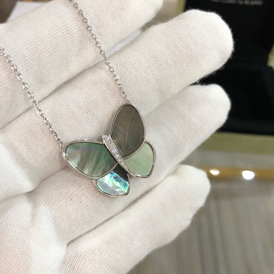 [Eternal Jewelry]LARGE BUTTERFLY SILVER PENDANT DIAMOND NECKLACE