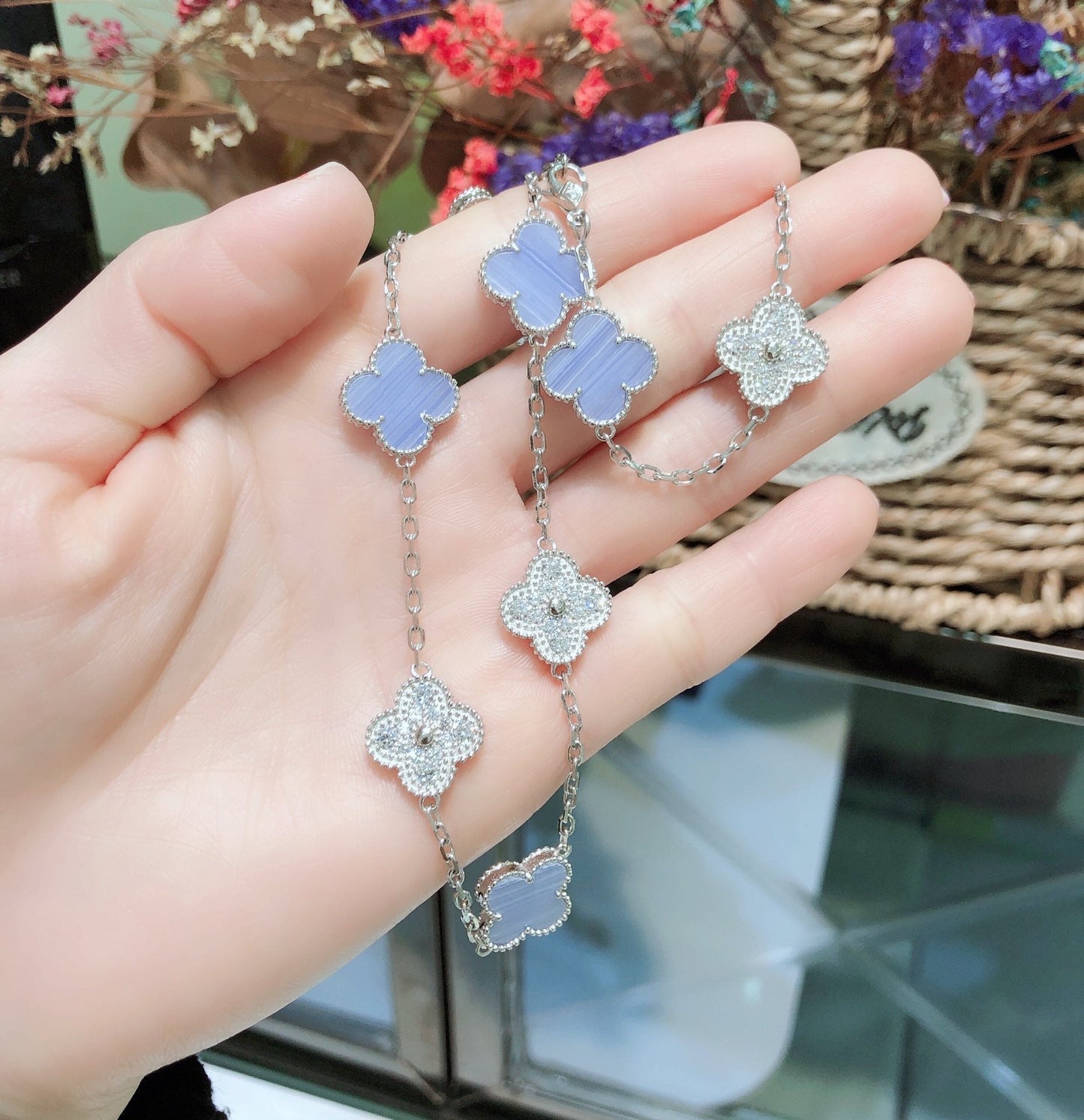 [Eternal Jewelry]CLOVER 10 MOTIFS CHALCEDONY DIAMONDS SILVER NECKLACE